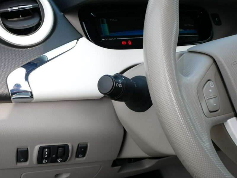 Renault Zoe Q210 88KM Elektryk Automat -Z Baterią -bateria na własność +Ładowarka (2012-)