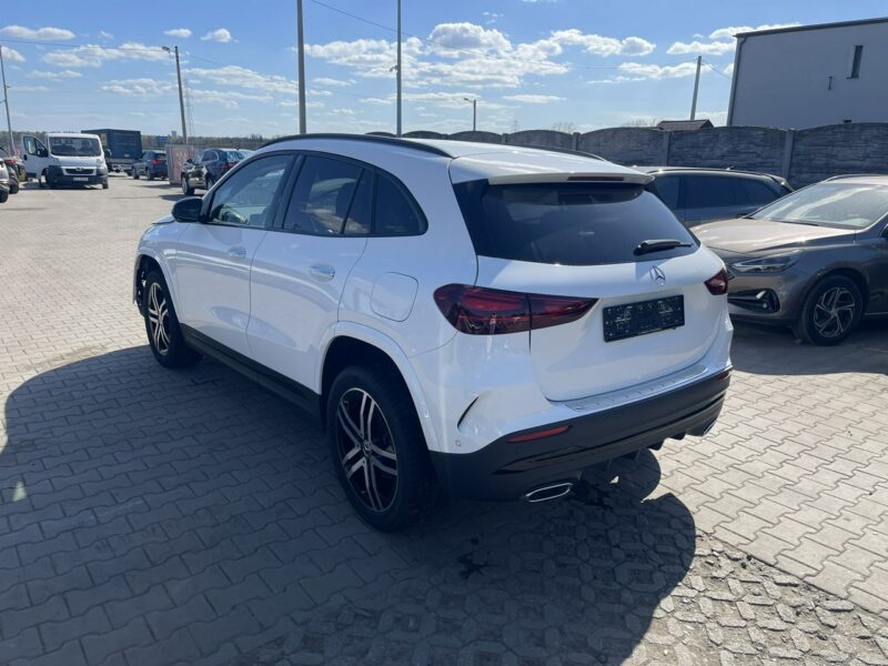 Mercedes GLA 200 AMGline Automat 4Matic Podgrzewane Skóra 150KM