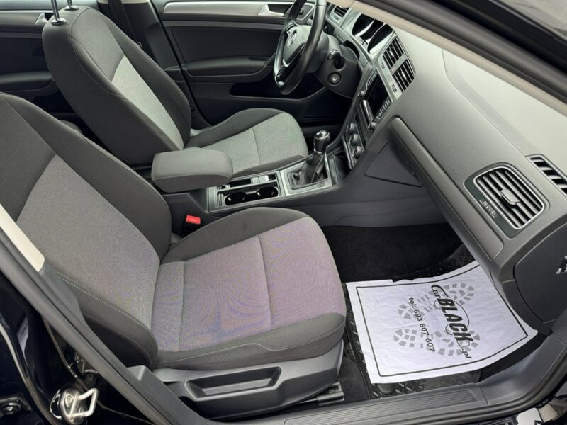 Volkswagen Golf Salon Polska, Bezwypadkowy - Gwarancja 12 miesięcy VII (2012-)