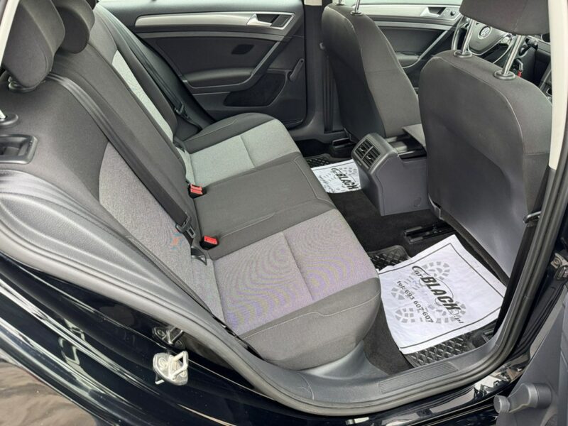 Volkswagen Golf Salon Polska, Bezwypadkowy - Gwarancja 12 miesięcy VII (2012-)