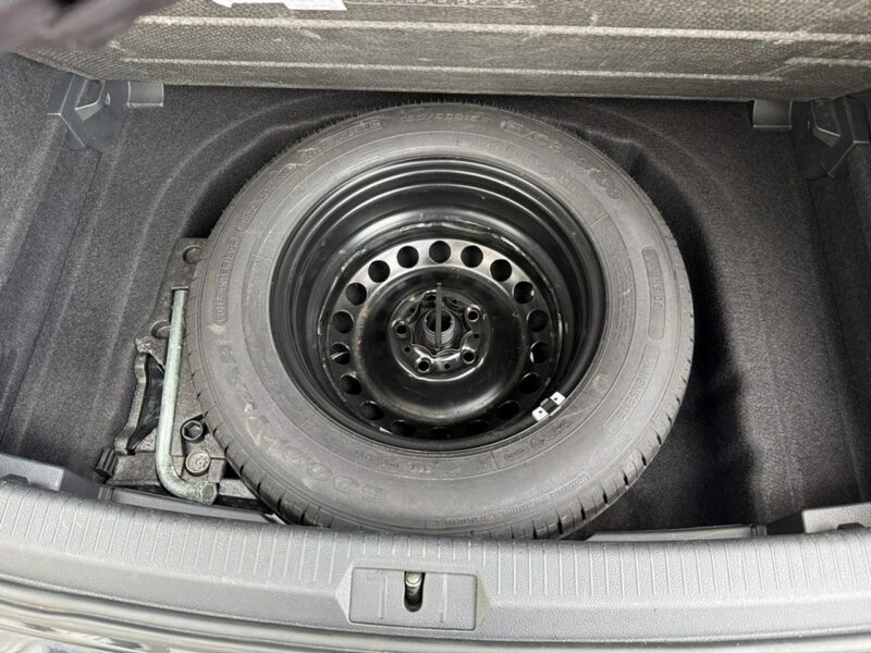 Volkswagen Golf Salon Polska, Bezwypadkowy - Gwarancja 12 miesięcy VII (2012-)