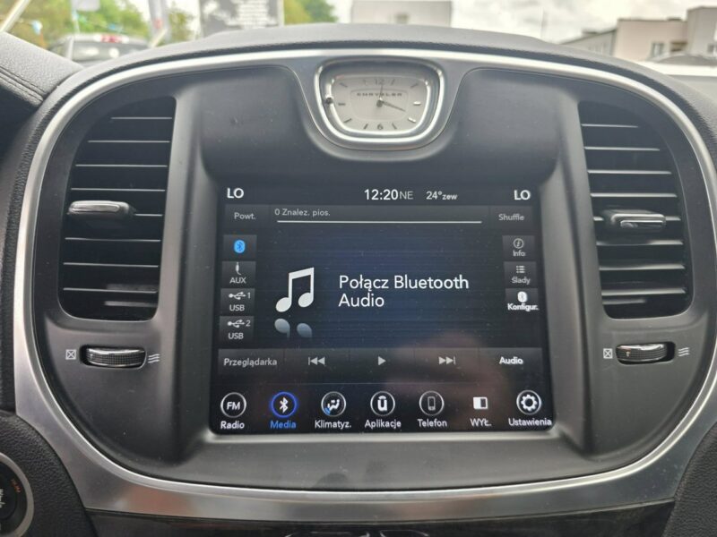 Chrysler 300C 3.6 Benzyna 286 KM, Skóra, Alu 22", Kamera, LED, PL Menu, Wentyle