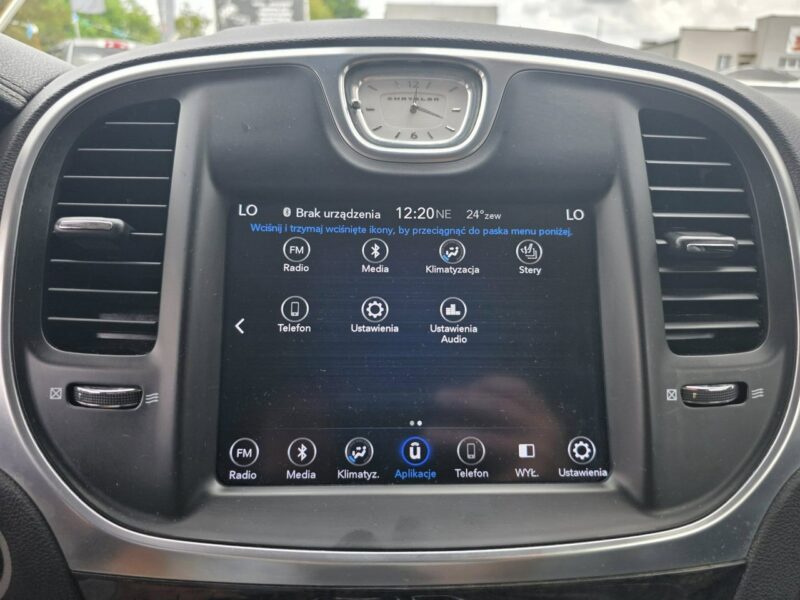 Chrysler 300C 3.6 Benzyna 286 KM, Skóra, Alu 22", Kamera, LED, PL Menu, Wentyle