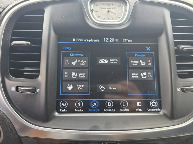 Chrysler 300C 3.6 Benzyna 286 KM, Skóra, Alu 22", Kamera, LED, PL Menu, Wentyle