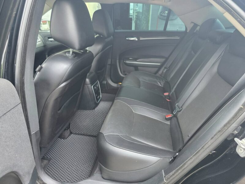 Chrysler 300C 3.6 Benzyna 286 KM, Skóra, Alu 22", Kamera, LED, PL Menu, Wentyle
