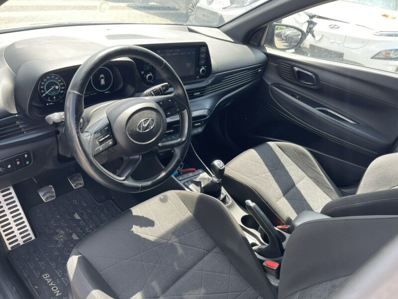 Hyundai Bayon Podgrzewanie Kamera Virtual cockpit