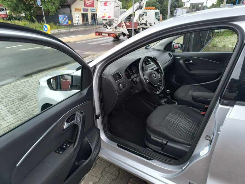 Volkswagen Polo 1.0i MPI 70KM LOUNGE Klimatronic Navi V (2009-2017)
