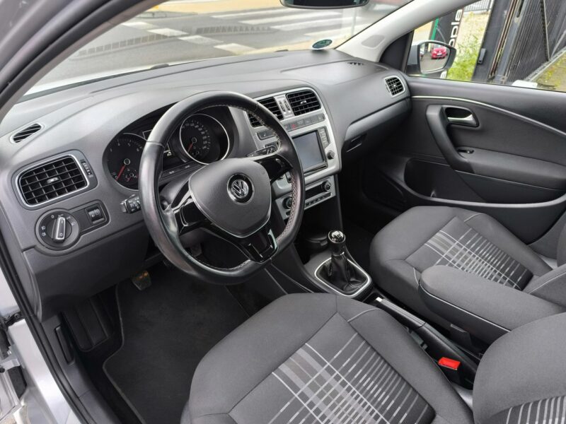 Volkswagen Polo 1.0i MPI 70KM LOUNGE Klimatronic Navi V (2009-2017)