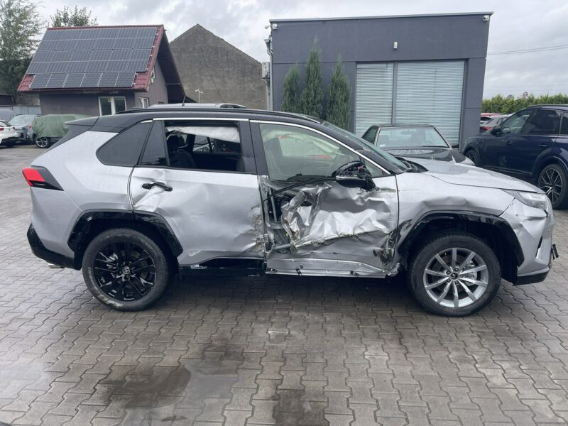 Toyota RAV-4 Automat 4x4 Hybryda Podgrzewanie Kamera Skóra 222KM V (2018)