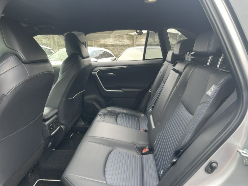 Toyota RAV-4 Automat 4x4 Hybryda Podgrzewanie Kamera Skóra 222KM V (2018)