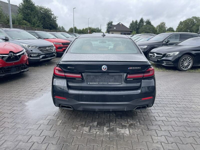 BMW M550i M550i XDrive Mpakiet Klimatronik: 4 str. Skóra 530KM G30/G31 (2017-)