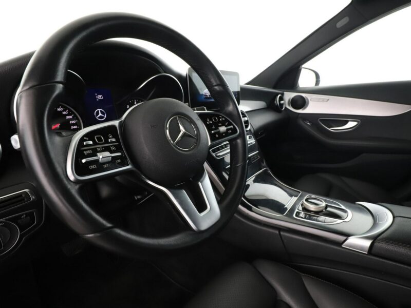 Mercedes C 220 Automat Navi Czujniki parkowania Automatyczna klimatyzacja Podgrzewane W205 (2014-2021)