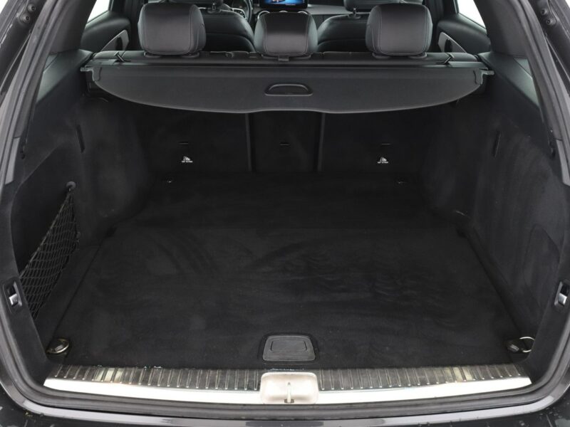 Mercedes C 220 Automat Navi Czujniki parkowania Automatyczna klimatyzacja Podgrzewane W205 (2014-2021)