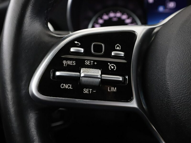 Mercedes C 220 Automat Navi Czujniki parkowania Automatyczna klimatyzacja Podgrzewane W205 (2014-2021)