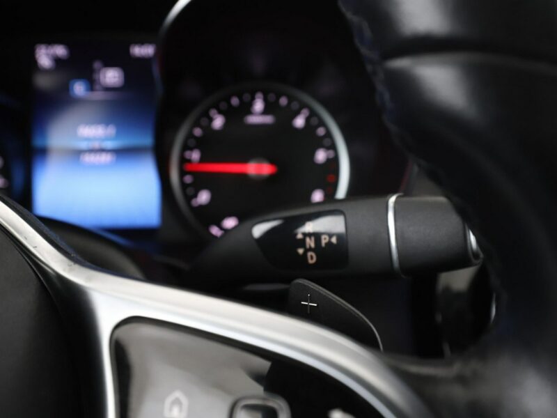 Mercedes C 220 Automat Navi Czujniki parkowania Automatyczna klimatyzacja Podgrzewane W205 (2014-2021)