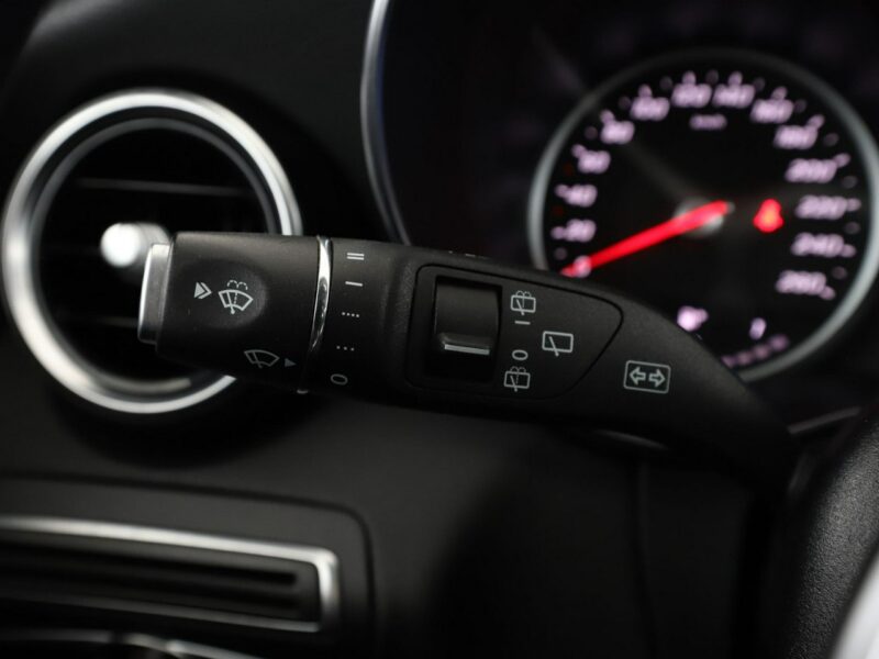 Mercedes C 220 Automat Navi Czujniki parkowania Automatyczna klimatyzacja Podgrzewane W205 (2014-2021)