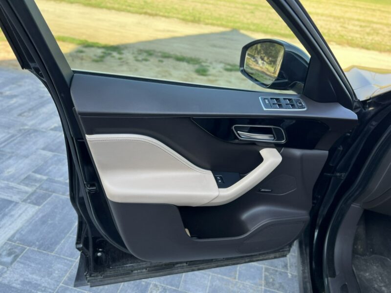 Jaguar F-PACE zadbany polecam