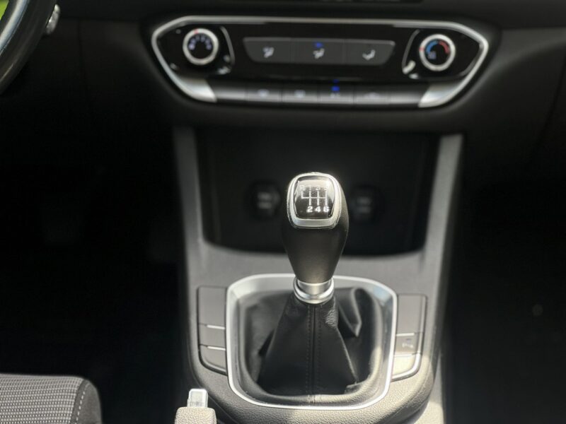 Hyundai i30 Salon Polska Poleasingowy I właściciel Serwis ASO VAT 23% Bezwypadkowy III (2017-)