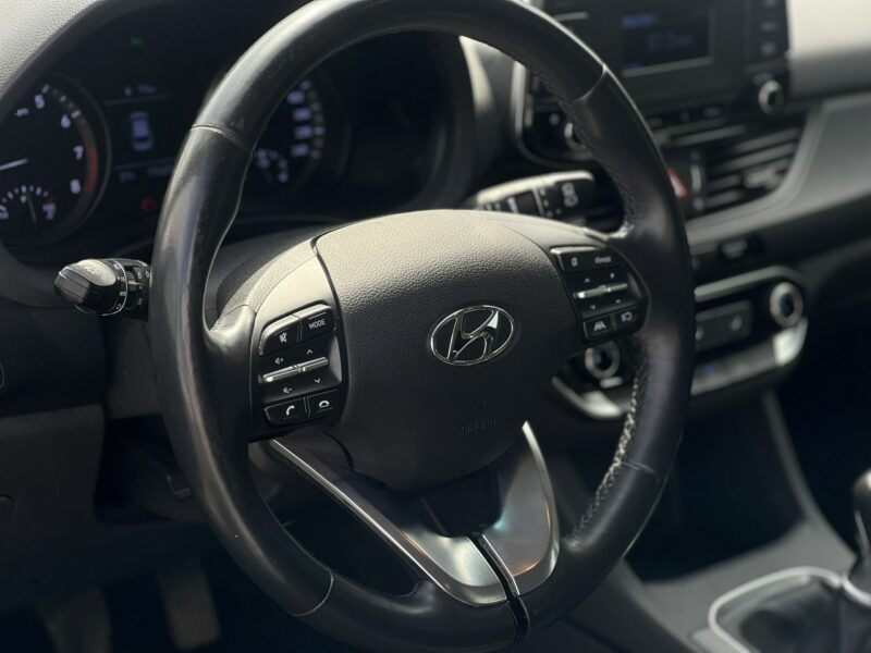 Hyundai i30 Salon Polska Poleasingowy I właściciel Serwis ASO VAT 23% Bezwypadkowy III (2017-)