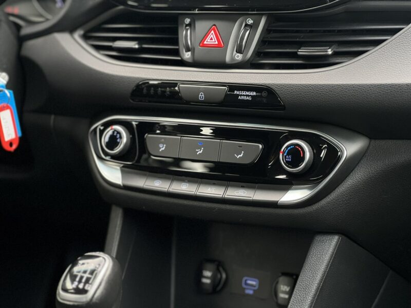 Hyundai i30 Salon Polska Poleasingowy Serwis ASO VAT 23% ROCZNA GWARANCJA III (2017-)