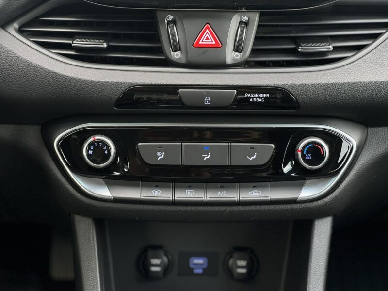 Hyundai i30 Salon Polska Poleasingowy Serwis ASO VAT 23% ROCZNA GWARANCJA III (2017-)