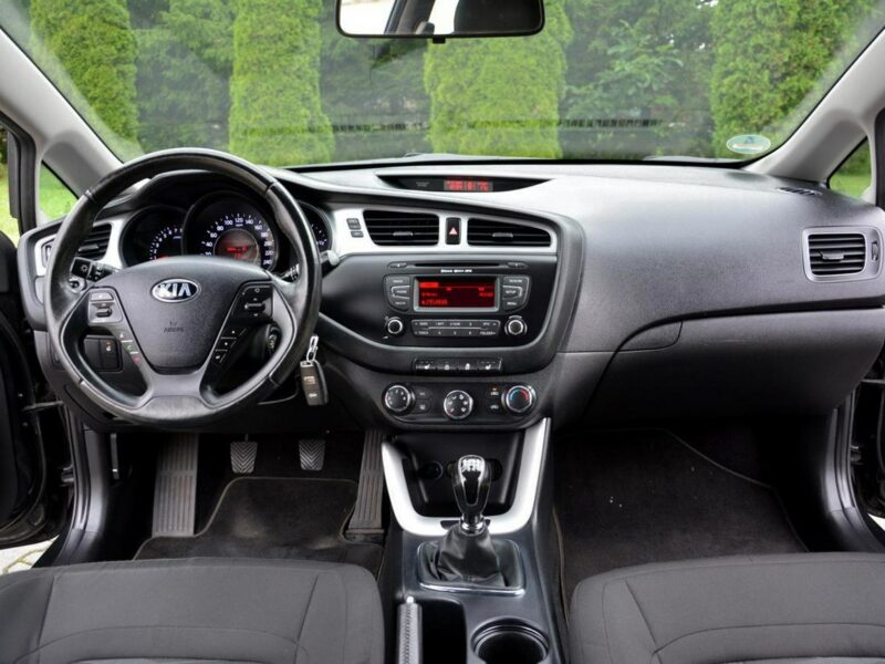 Kia Pro_cee'd 1.6GDI(135KM) Parktronik Klima Grz. kierownica Alu16" Aso Kia