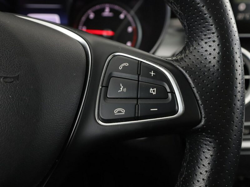 Mercedes C 200 full LED navi półskóra panorama Burmester kamera el. regulowane i grza W205 (2014-2021)