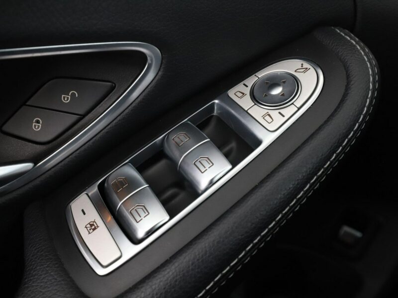 Mercedes C 200 full LED navi półskóra panorama Burmester kamera el. regulowane i grza W205 (2014-2021)