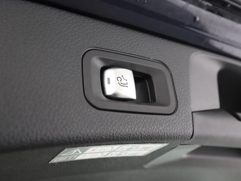 Mercedes C 200 full LED navi półskóra panorama Burmester kamera el. regulowane i grza W205 (2014-2021)