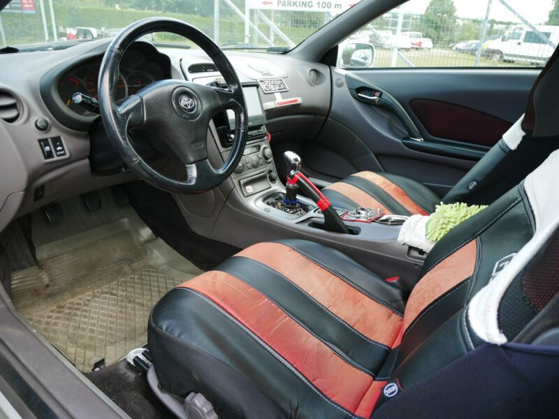 Toyota Celica 1.8 16V VVT-i 143KM -Po remoncie +Klima +Opony zimowe VII (1999-2006)
