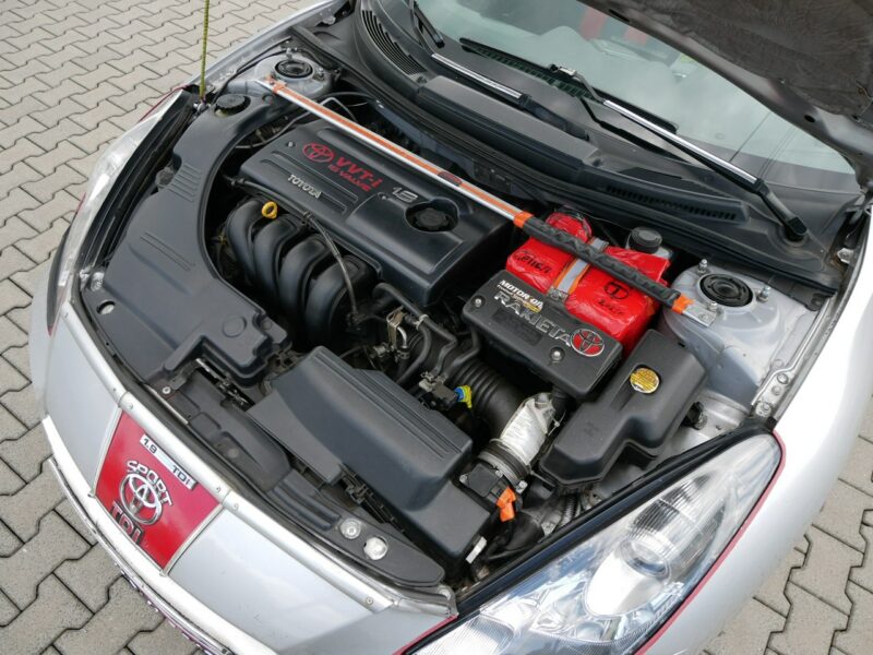 Toyota Celica 1.8 16V VVT-i 143KM -Po remoncie +Klima +Opony zimowe VII (1999-2006)