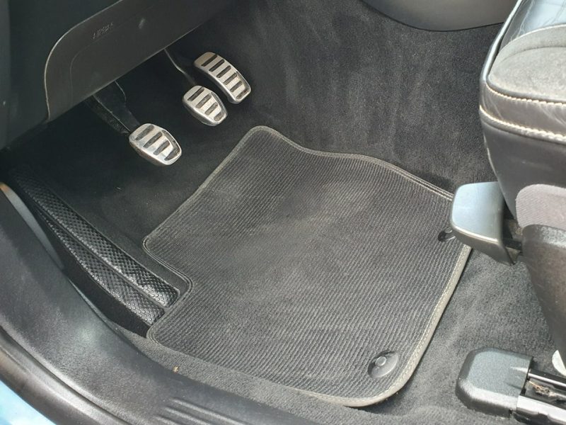 Volvo V40 2.0 D2 120KM # rDesign # NAVI # BiXenon # Skóra # Alkantara # IGIEŁKA II (2012-)