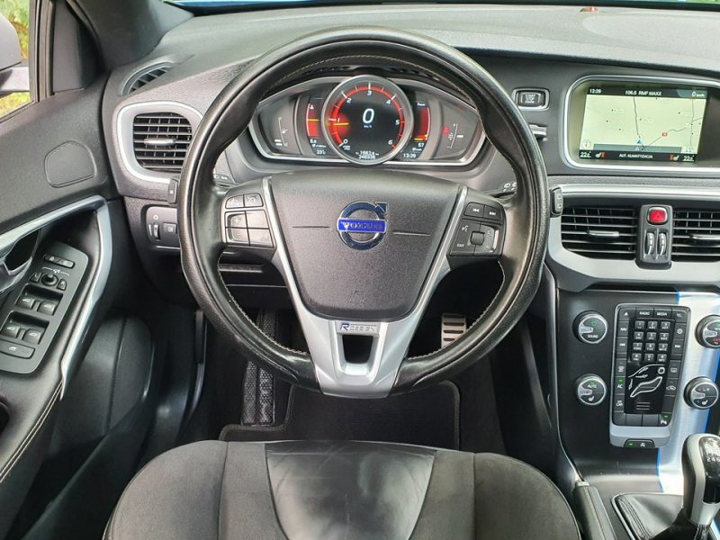 Volvo V40 2.0 D2 120KM # rDesign # NAVI # BiXenon # Skóra # Alkantara # IGIEŁKA II (2012-)