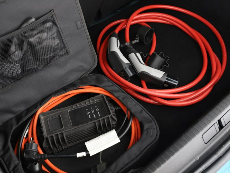 Peugeot 208 FULL LED klima auto navi bluetooth PDC II (2019 -)