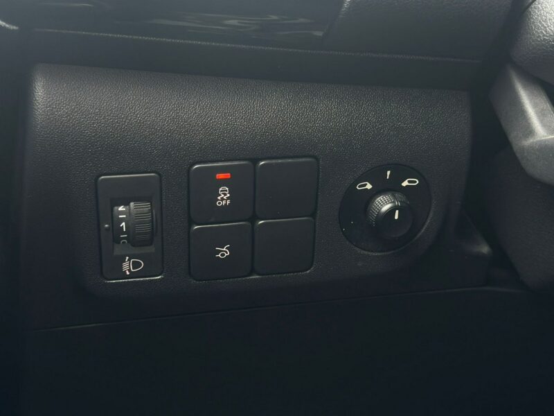Peugeot 301 Stan Bardzo Dobry Bezwypadkowy Serwisowany