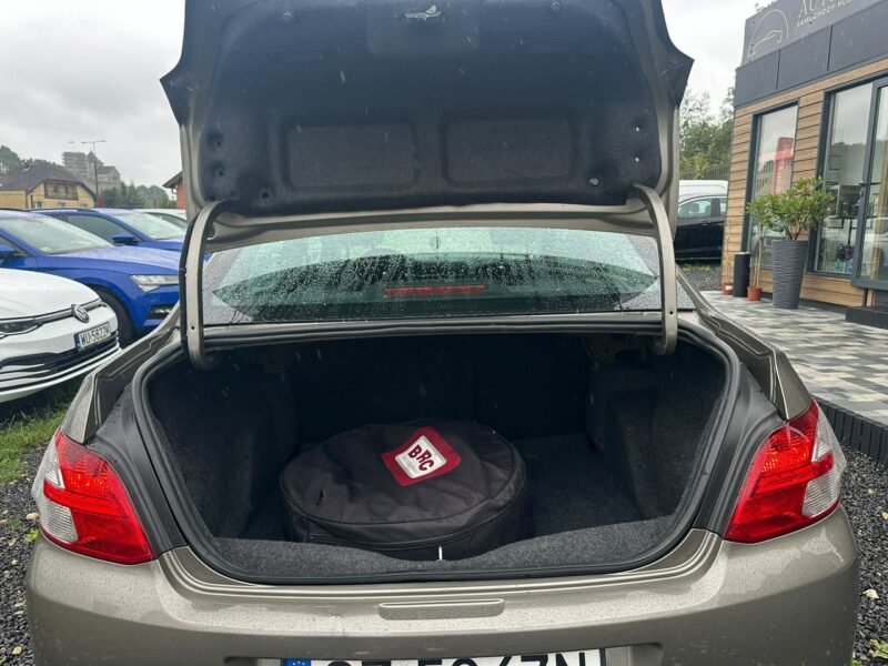 Peugeot 301 Stan Bardzo Dobry Bezwypadkowy Serwisowany