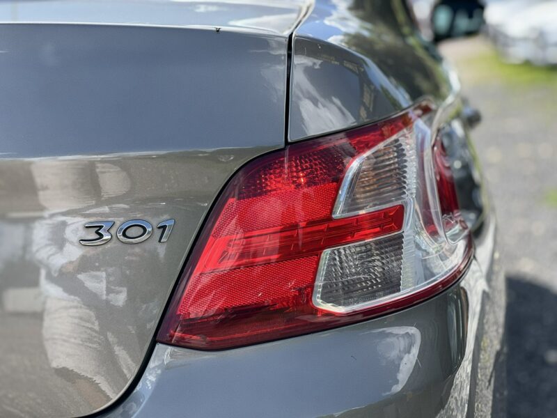 Peugeot 301 Stan Bardzo Dobry Bezwypadkowy Serwisowany