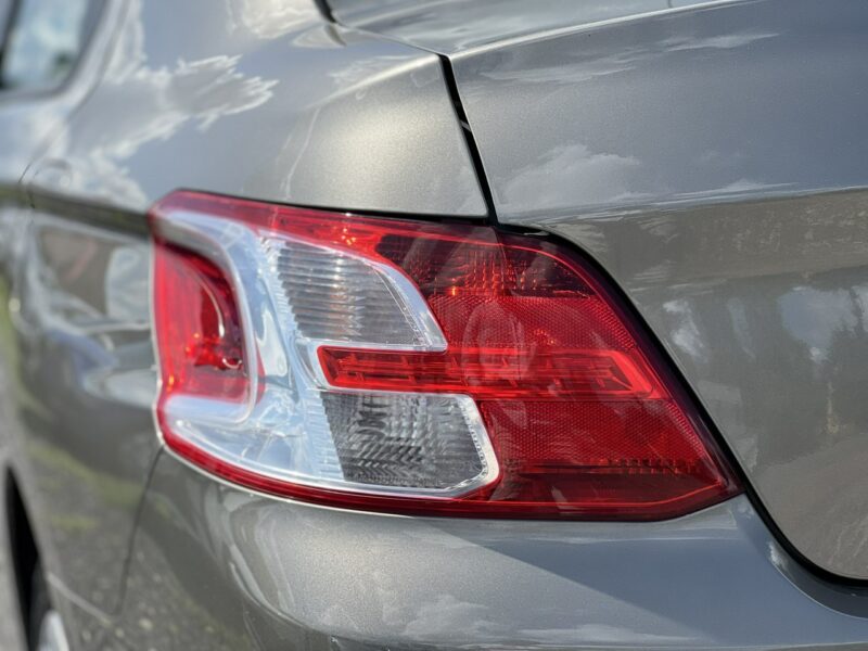 Peugeot 301 Stan Bardzo Dobry Bezwypadkowy Serwisowany