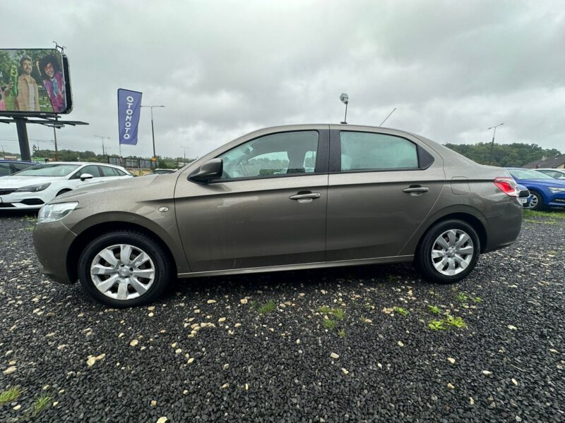 Peugeot 301 Stan Bardzo Dobry Bezwypadkowy Serwisowany