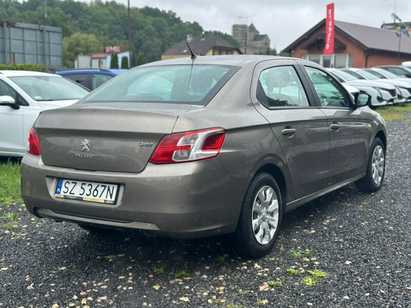 Peugeot 301 Stan Bardzo Dobry Bezwypadkowy Serwisowany