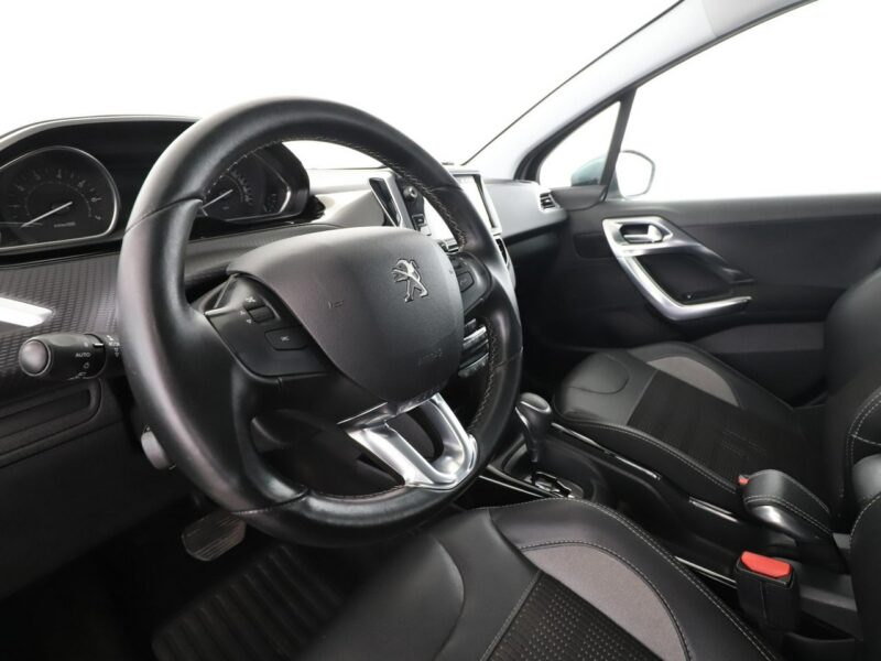 Peugeot 2008 Automat klima auto PDC navi bluetooth I (2013-2019)