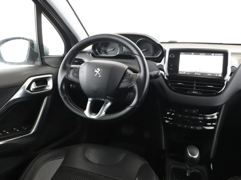 Peugeot 2008 Automat klima auto PDC navi bluetooth I (2013-2019)