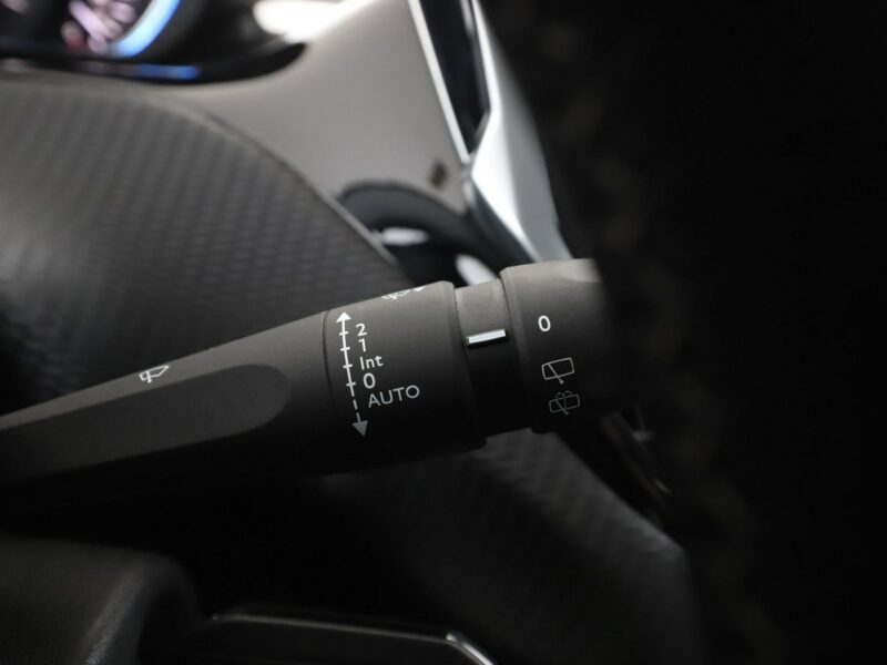 Peugeot 2008 Automat klima auto PDC navi bluetooth I (2013-2019)
