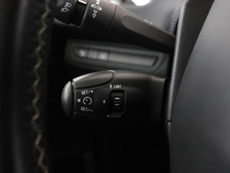 Peugeot 2008 Automat klima auto PDC navi bluetooth I (2013-2019)