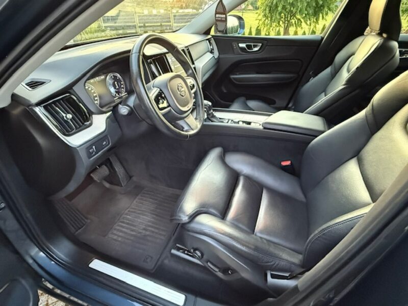 Volvo XC 60 D4 190PS, INSCRIPTION, BLISY, KAMERA, GWARANCJA! II (2017-)