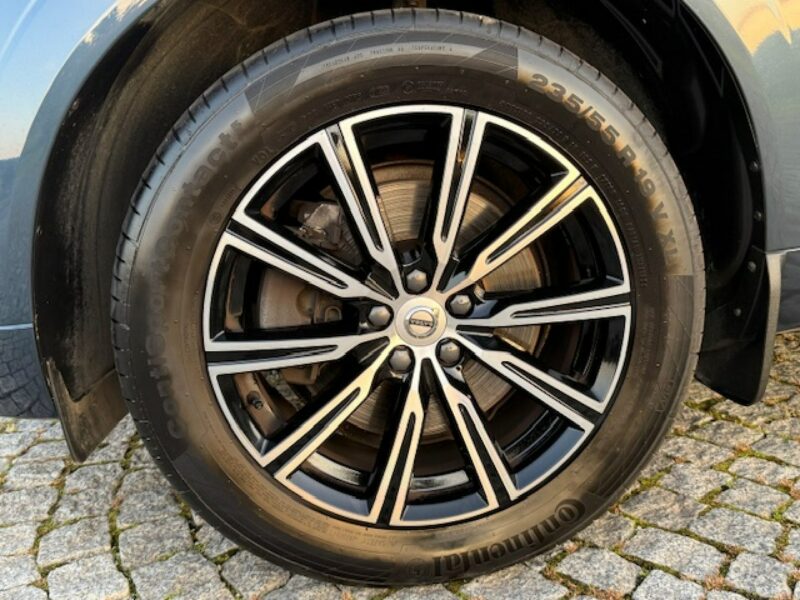 Volvo XC 60 D4 190PS, INSCRIPTION, BLISY, KAMERA, GWARANCJA! II (2017-)