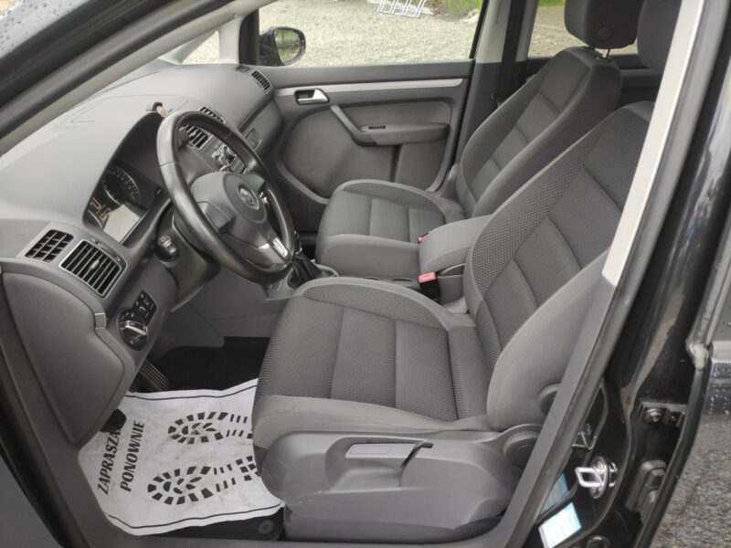 Volkswagen Touran Zadbany i ekonomiczny. Polecam II (2010-2015)