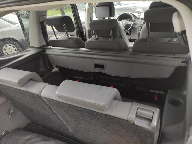 Volkswagen Touran Zadbany i ekonomiczny. Polecam II (2010-2015)