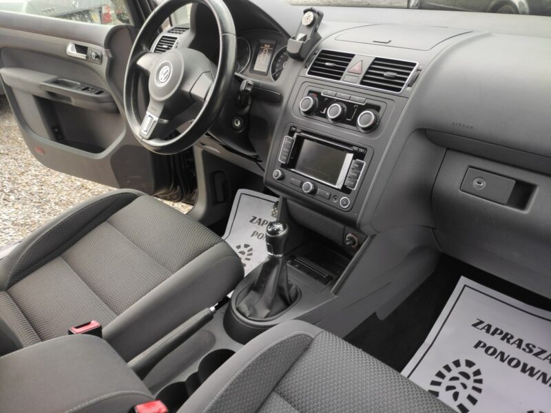 Volkswagen Touran Zadbany i ekonomiczny. Polecam II (2010-2015)