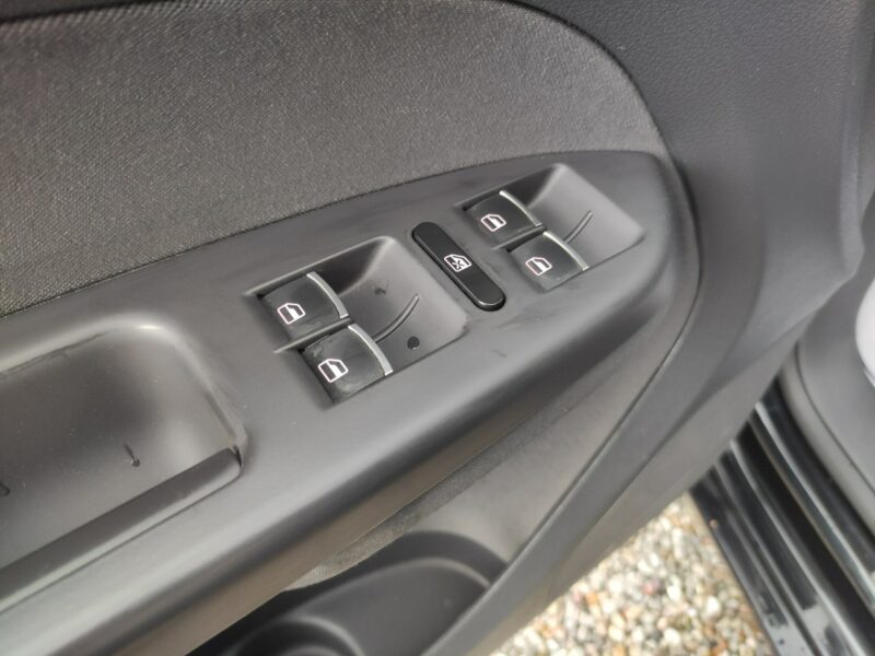 Volkswagen Touran Zadbany i ekonomiczny. Polecam II (2010-2015)